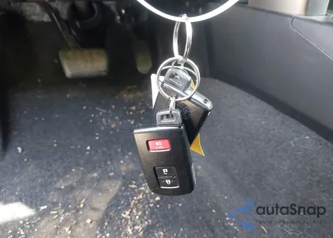 2018 Toyota Rav4 Xle из США, поврежденный, VIN JTMRFREV3JJ719558